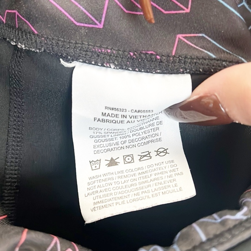 Nike Black Colorful Letter Girls Dri-Fit Tight Fit Colorblock Spell Out Leggings - Picture 9 of 11